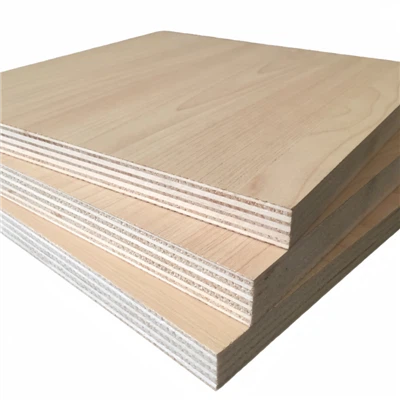 Suiteáil tapa-Clár Laminated Féin-Greamaitheach Mear - An Rogha is Fearr maidir le hAthchóiriú Sean Thithe in DIY